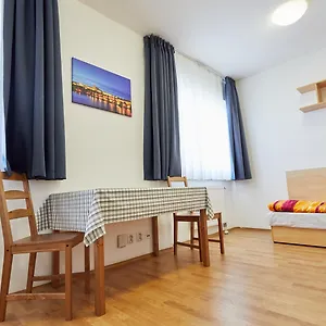University Hotel Прага